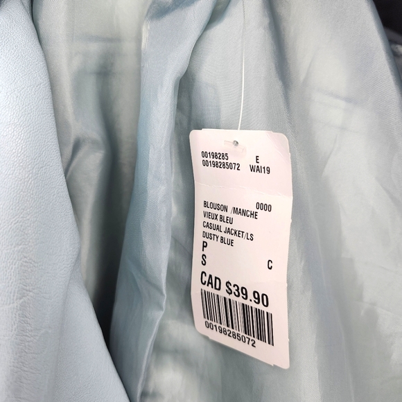 🆕️ FOREVER 21 Baby Blue Faux Leather Moto- Small - Picture 7 of 7